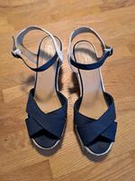 Keilabsatz Sandalen Tom Tailor 41 Hessen - Sinntal Vorschau