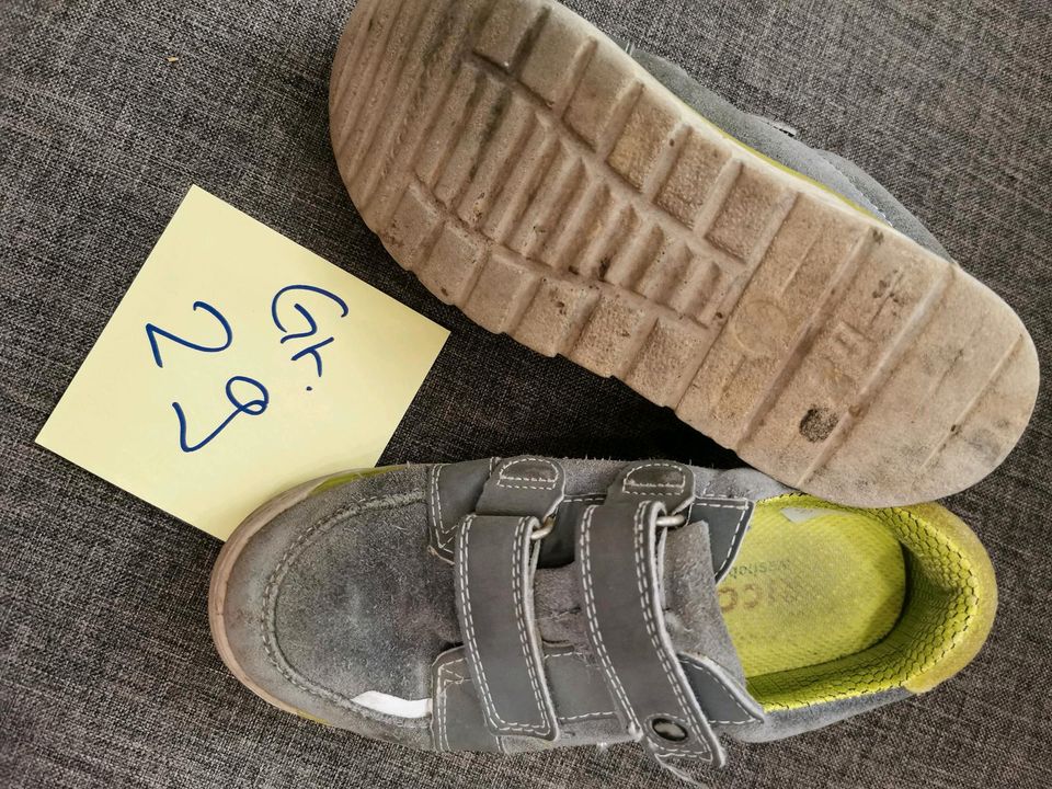 Ricosta Schuhe Gr. 29 grau, grün in Neunkirchen-Seelscheid