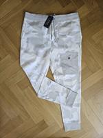 Ralph Lauren Jogger Pants Herren Edel-leicht Camo beige NEU Gr. M Nordrhein-Westfalen - Hilden Vorschau
