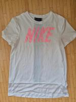 Nike T-Shirt xs, 146-156 Hessen - Wettenberg Vorschau