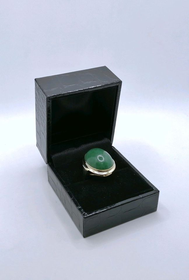 Prunkvoller Jade Gold Damenring, 333er 8 Karat Goldring in Berlin