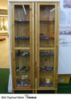 Suche Vitrine Holz Glas Glasboden IKEA Ingo Kiefer (Imker) Sachsen - Chemnitz Vorschau