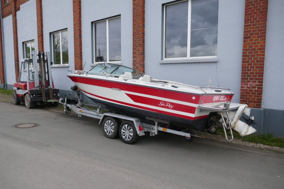 Sea Ray SRV 190 in Hessisch Oldendorf