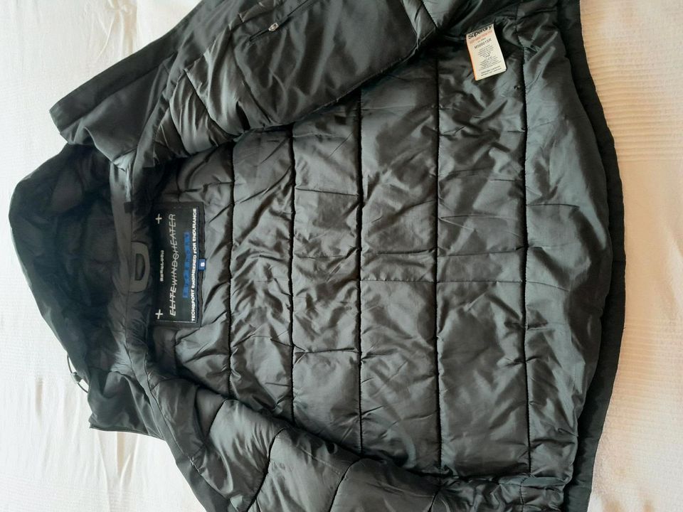 Superdry Jacke schwarz Größe S unisex in Leonberg