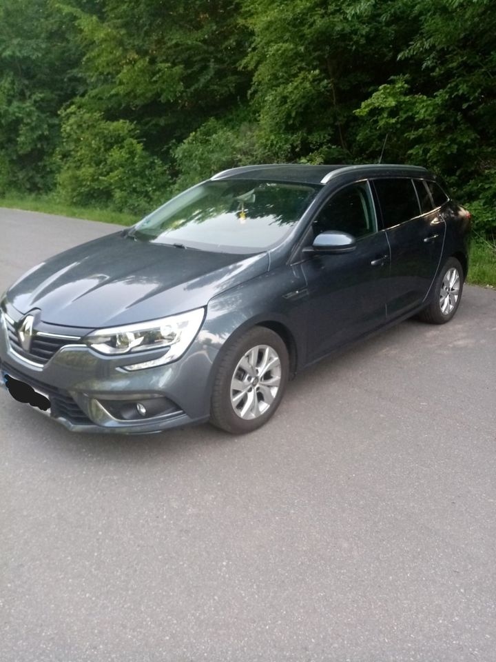 Renault Megane Grandtour Limited DELUXE ENERGY TCe 130 in Pirmasens