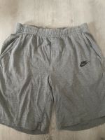 Nike kurze Hose gr  152-158 grau Kreis Pinneberg - Uetersen Vorschau