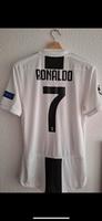 Juve Trikot 18/19 Authentic Version Ronaldo mit Patches Hessen - Kassel Vorschau