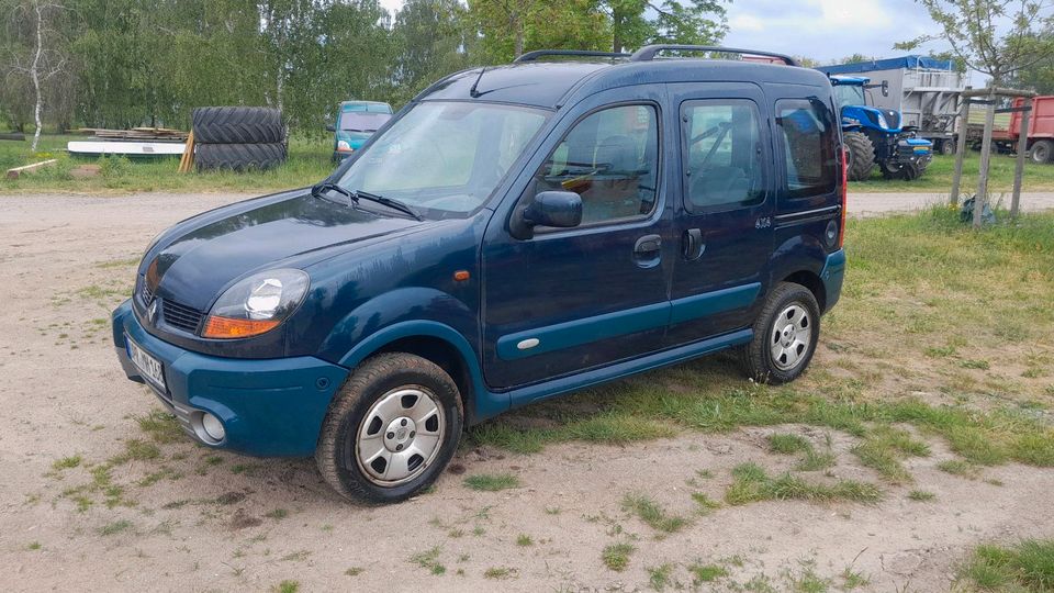 Biete Kangoo 4x4 und 4x2 an in Lindow