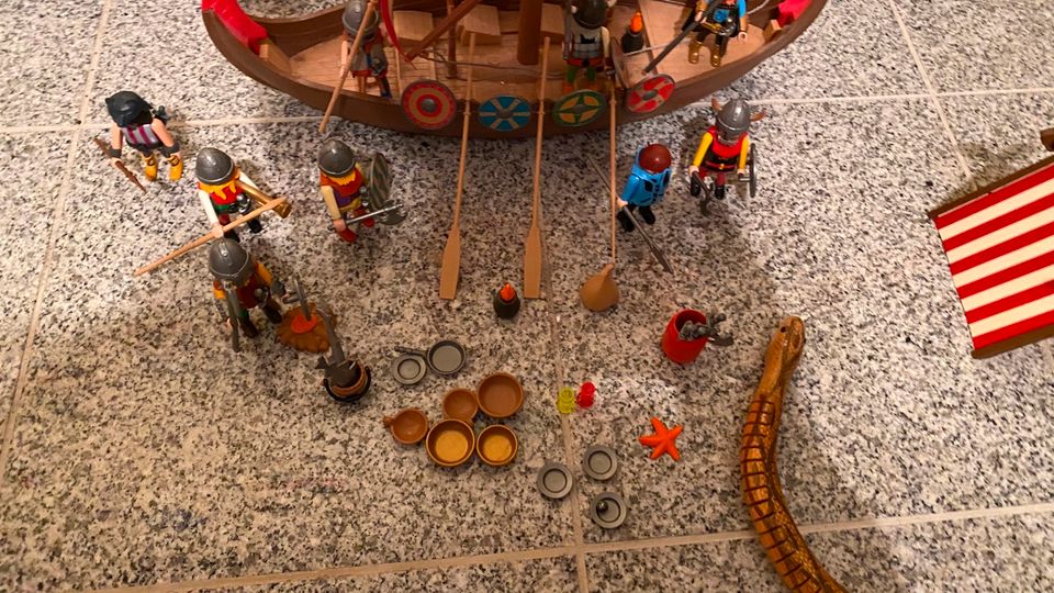 Playmobil Wikingerfestung mit Schiff und Zubehör in Merzenich