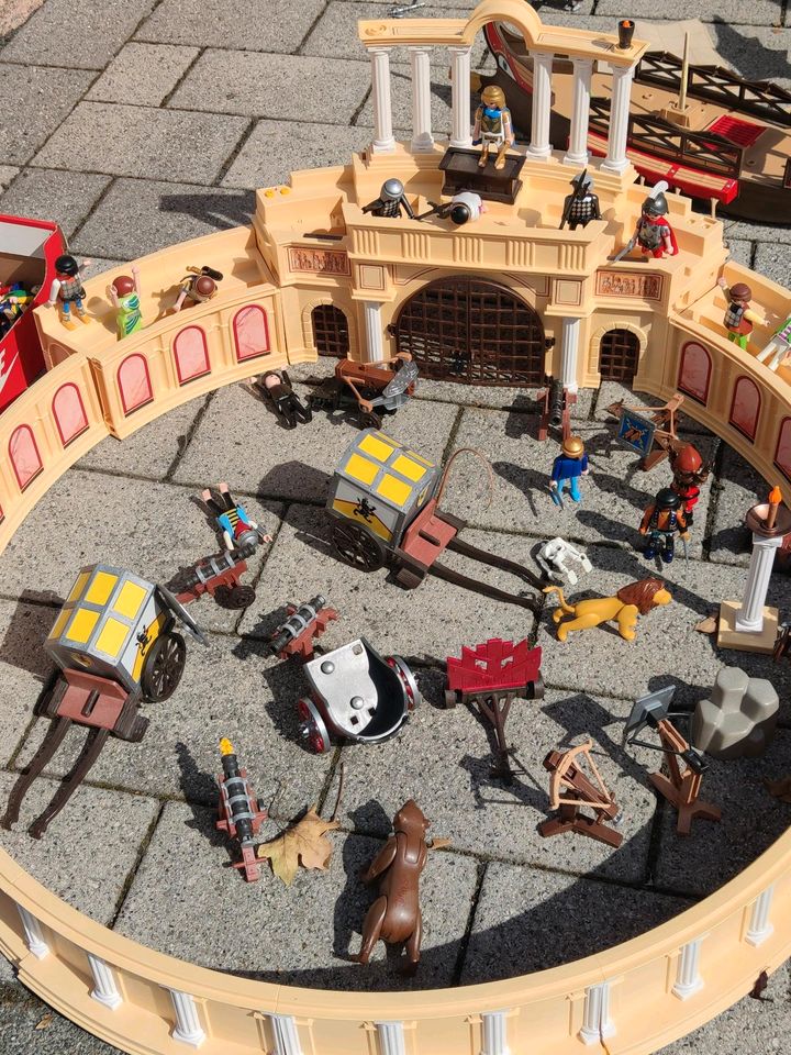 Riesen Sammlung Playmobil zu verkaufen in Gießen