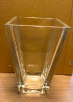 Vase aus Glas, schwere Ausführung Sachsen - Heidenau Vorschau