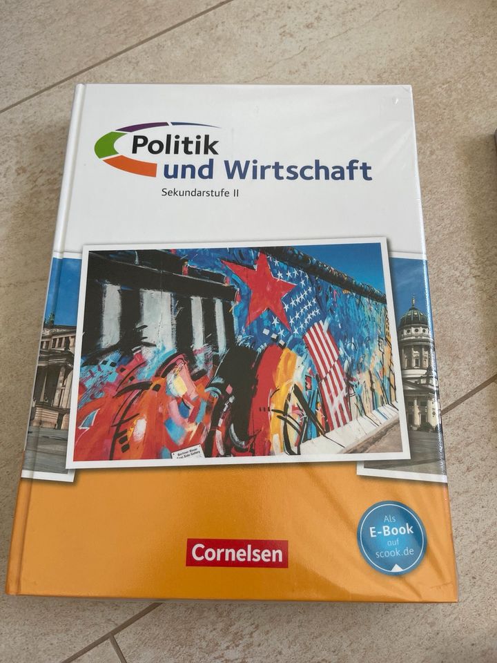 Politik und Wirtschaft Buch für Oberstufe ( Cornelsen) in Berlin