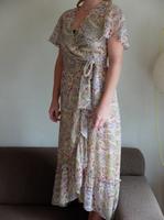 langes Sommerkleid, Mango, Blumenmuster, Rüschen, hell, Größe M Baden-Württemberg - Heidelberg Vorschau