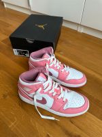 Nike Sneaker Air Jordan 1 Mid 6,5/ 39 pink Berlin - Charlottenburg Vorschau