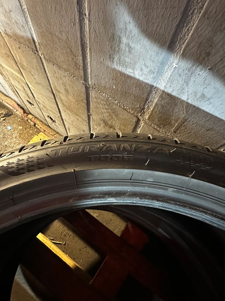 2x 235/35R22 106 Y Brigestone Turanza T005 Sommerreifen in Essen