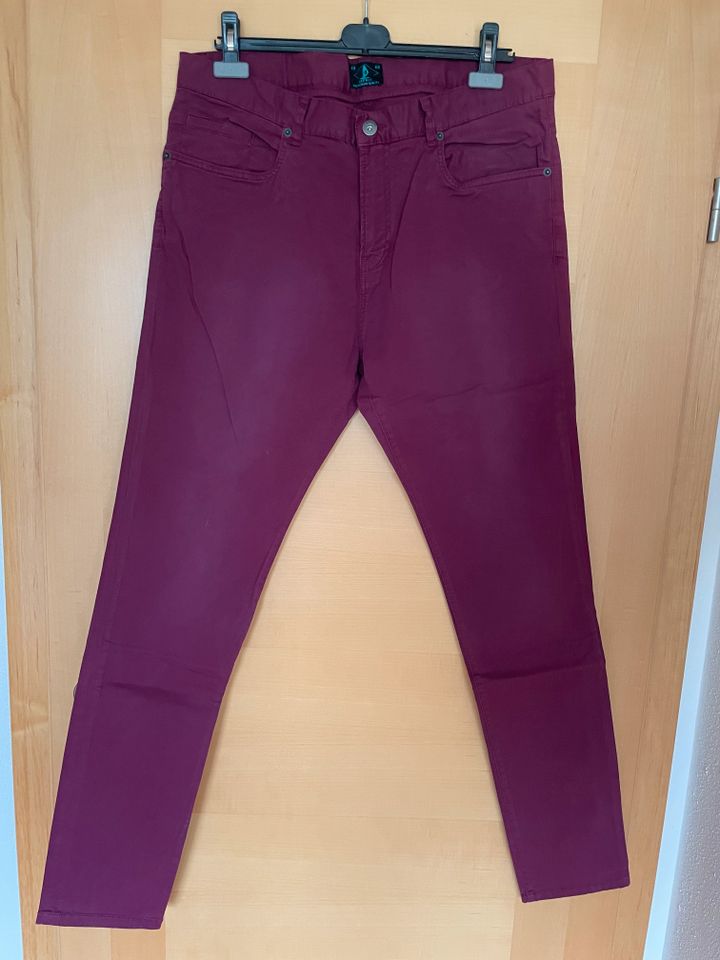 Chino von Esprit, lila, Größe 36/34, slim in Ottobrunn