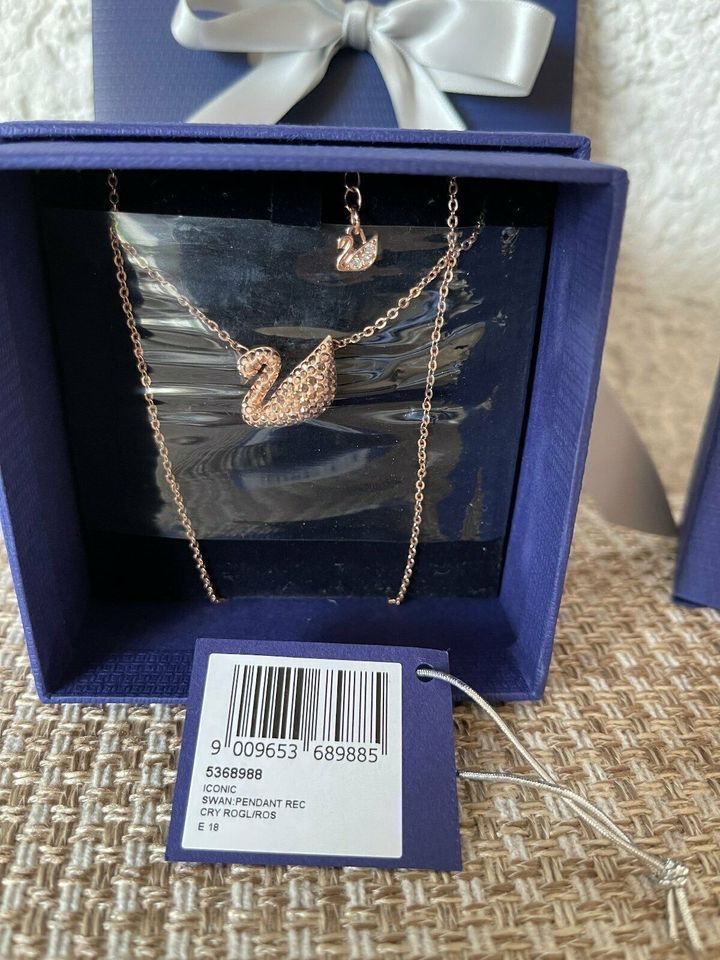 Swarovski Damen Kette Iconic Swan Neu mit Geschenk Verpackung in Saarbrücken