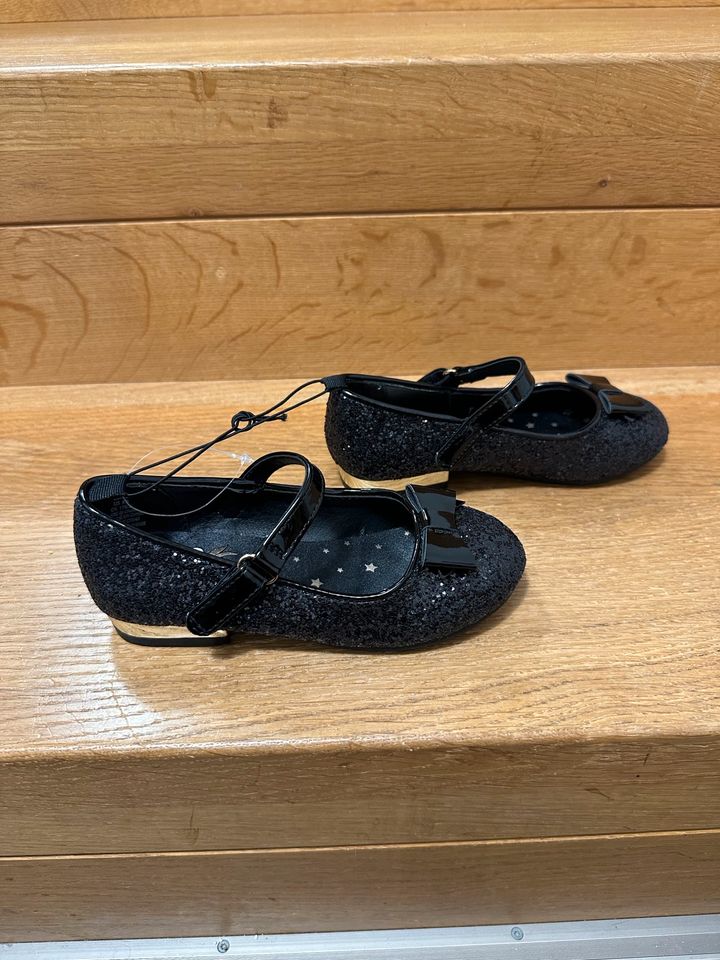 H&M Ballerinas festlich schwarz Glitzer Gr. 27 NEU in Bad Mergentheim