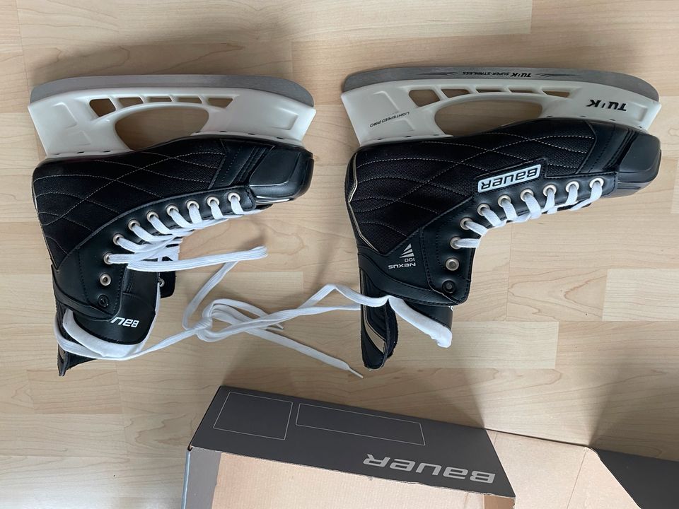 NEU Bauer Nexus 100 Schlittschuhe Skates Größe 45,5 / 10 R in Dortmund