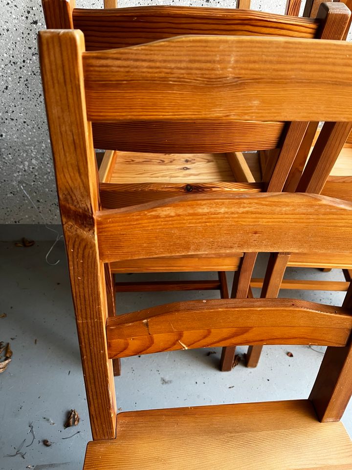 Holzstühle IKEA (6 Stück), gebraucht in Bergheim