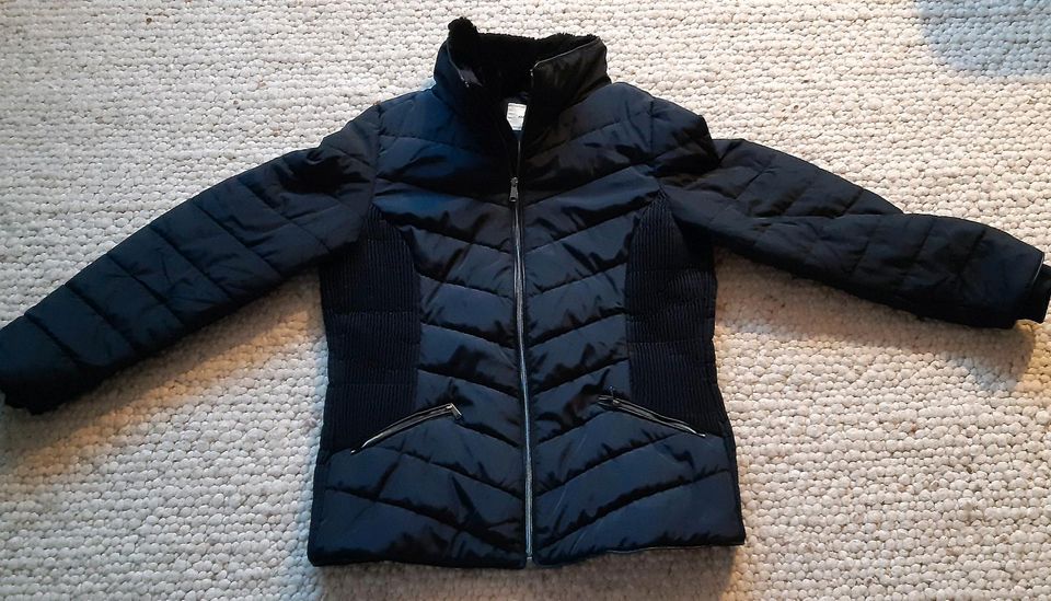 Tchibo Winterjacke Steppjacke Gr. 40 in Balve