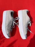 Puma Sneaker, Leder und leichte Plateausohle Bielefeld - Heepen Vorschau