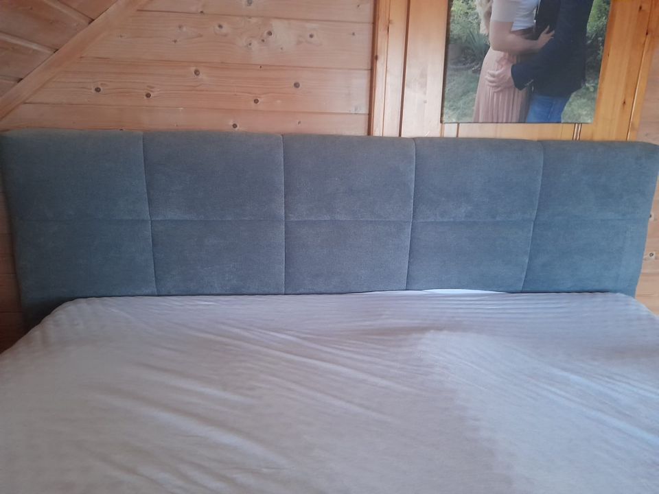 Schönes Boxspringbett zu verkaufen in Weikersheim