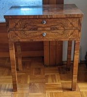 Beistelltisch/Schreibtisch mit Schubladen antik Sachsen - Riesa Vorschau