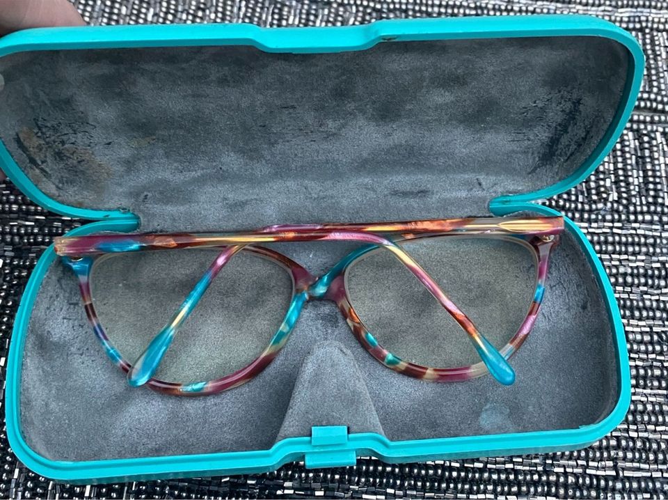 bunte Luxus Brille im tollen Design für die moderne Frau in Meine