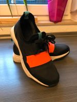 Sneaker, Größe 41, Tamaris, schwarz gut erhalten Niedersachsen - Delmenhorst Vorschau