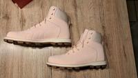 Pinke Boots Hessen - Schaafheim Vorschau