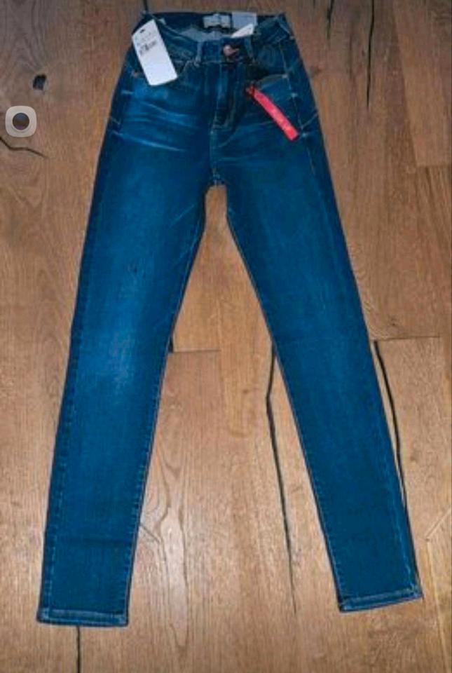 Neu und Original High Waist Skinny Jeans LTB Größe 26/30 in Schwieberdingen