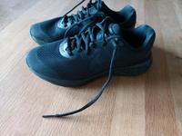 Nike Running Sportschuhe Größe 36 Hessen - Friedrichsdorf Vorschau