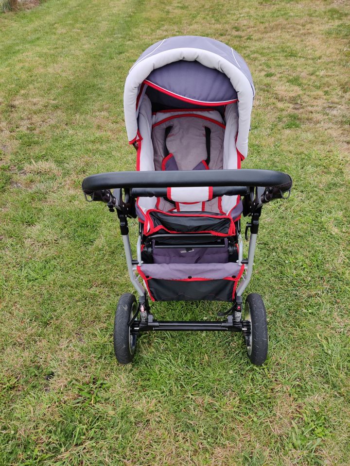 3- in 1 Kombi Kinderwagen Bergsteiger Modell Capri in Dresden