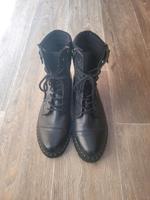 BOOTS STIEFEL GABOR NIETEN ECHT LEDER 38 SCHWARZ WIE NEU Sachsen-Anhalt - Querfurt Vorschau