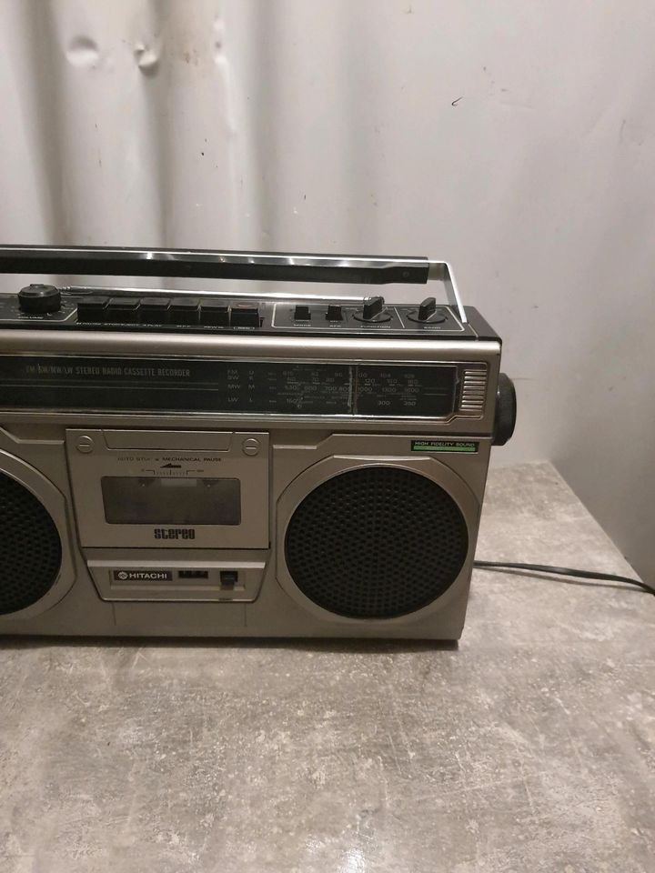 Hitachi TRK-725OE  Radiorekorder Ghettoblaster Boombox Vintage , in Nürnberg (Mittelfr)