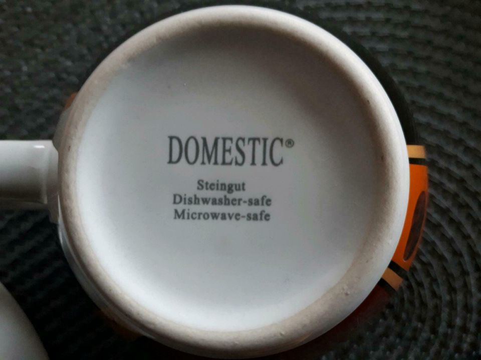 DOMESTIC Cappuccino Tassen mit Unterteller - 2 Stück 6,00€ in Lüneburg