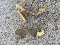 "Ayede" Damen Sandalette Gold mit 11cm Absatz wie neu 38.5(fällt München - Trudering-Riem Vorschau