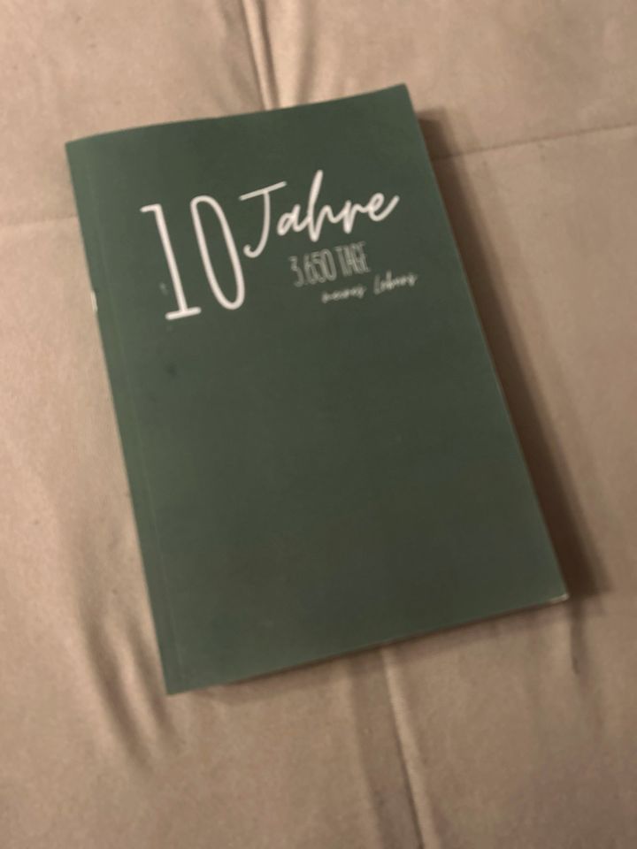 10 Jahre Buch / NEU in Kelkheim