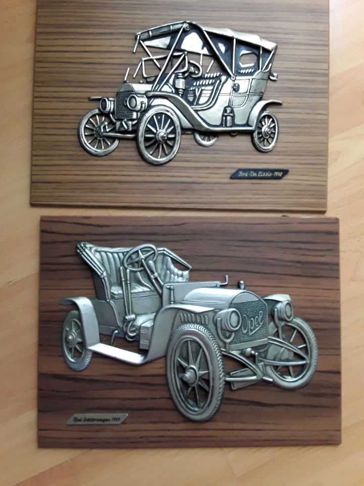 2 x 3D Metall Farbe Bilder Opel 1909 und Ford-Tin 1910 Oldtimer in Düsseldorf