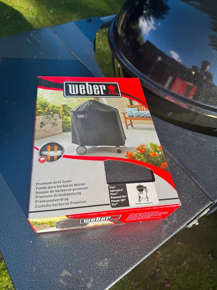Weber Grill Performer GBS 57 cm black schwarz + Abdeckhaube neu in Wolfsburg