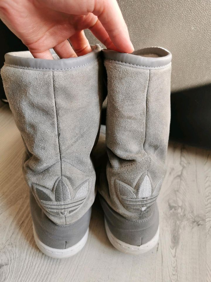 Adidas Attitude Stiefel Boots in Sachsen - Obergurig | eBay Kleinanzeigen  ist jetzt Kleinanzeigen