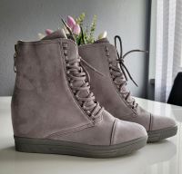 Damen Boots Sneaker Keilabsatz Nordrhein-Westfalen - Mönchengladbach Vorschau