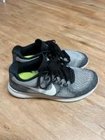 Nike Turnschuhe Hessen - Florstadt Vorschau