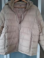 Daunenjacke ,beige Nordrhein-Westfalen - Gladbeck Vorschau