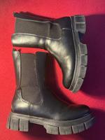 Schwarze boots München - Pasing-Obermenzing Vorschau