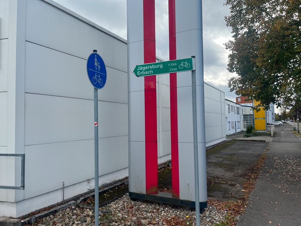 Ausstellungsraum, Lagerhalle zum Selbstabbau in Homburg