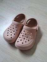 Gr. 30 Clogs Crocs Gartenschuhe Badeschuhe Bayern - Lagerlechfeld Vorschau