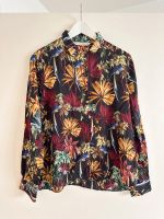 Zara dunkelblaue kastige Bluse mit Ginkgo Blätter Print S Bayern - Würzburg Vorschau