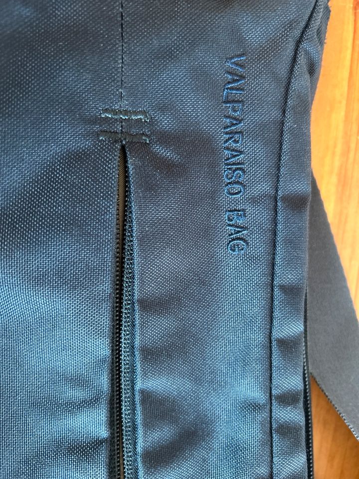 Jack Wolfskin Tasche Handtasche Umhängetasche blau Valparaiso in Weyhe